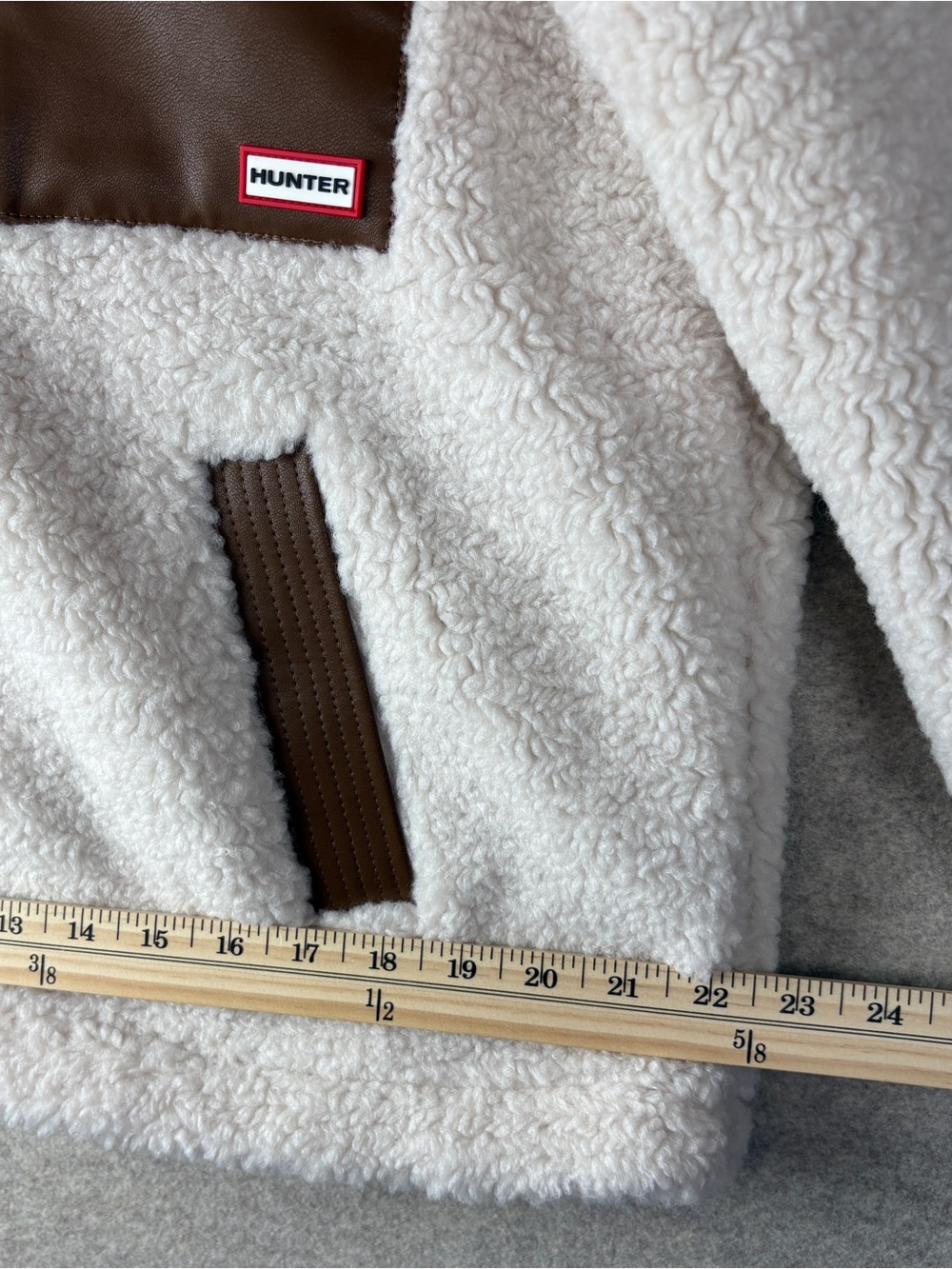 NWT Hunter Emma High Pile Fleece Jacket Cream Brown Cozy Sherpa Coat Medium - Picture 13 of 16